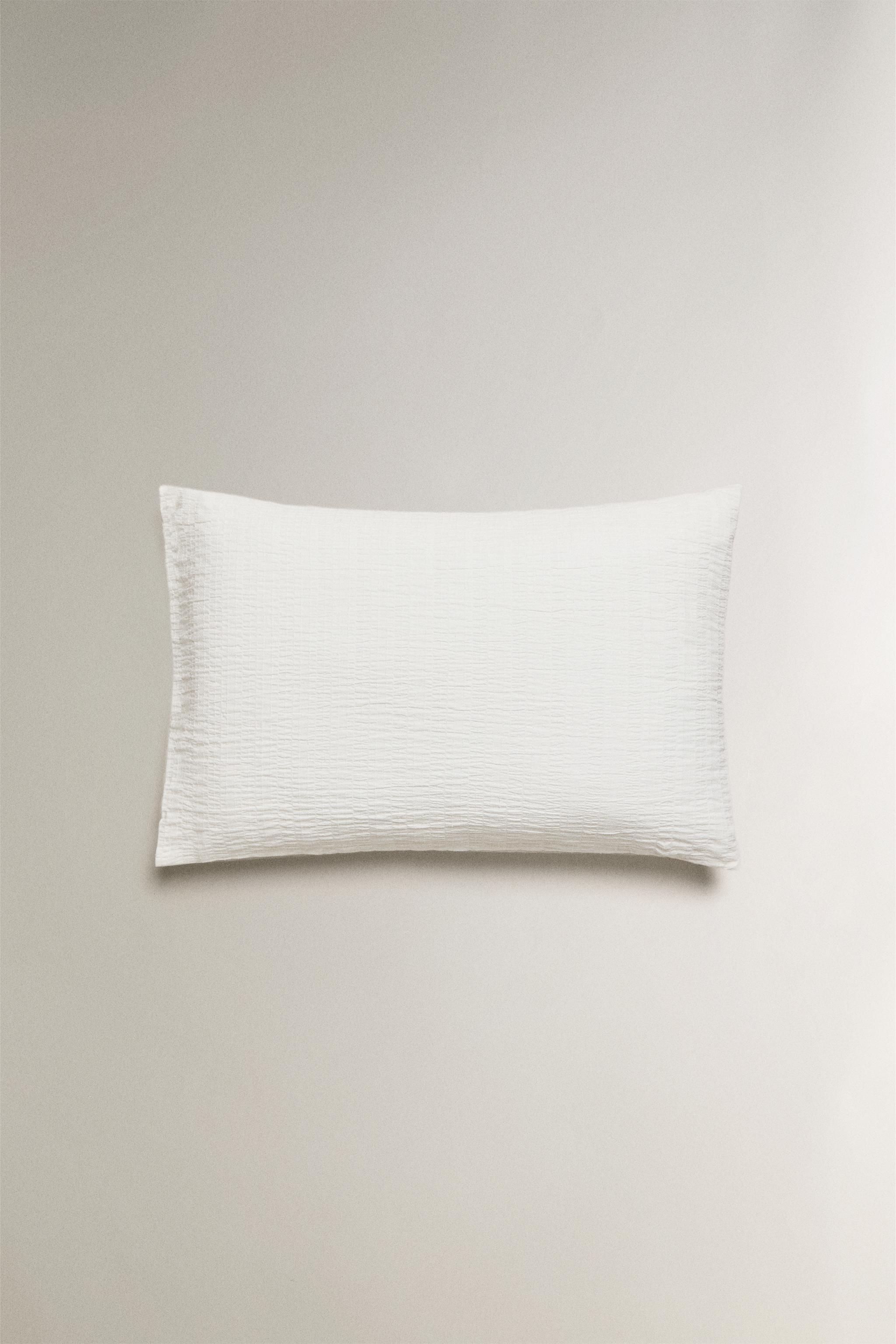 TEXTURED COTTON PILLOWCASE